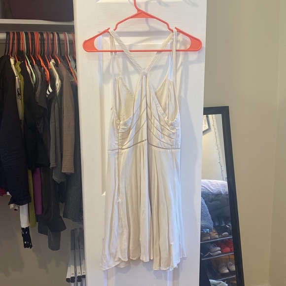 White urban outfitters flowy mini dress - Picture 6 of 7